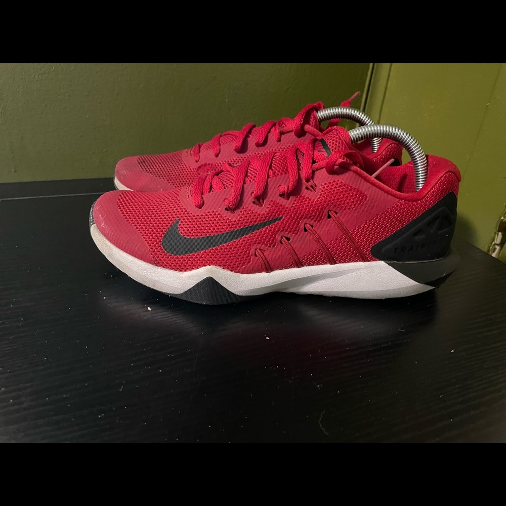 Nike retaliation mens shoes